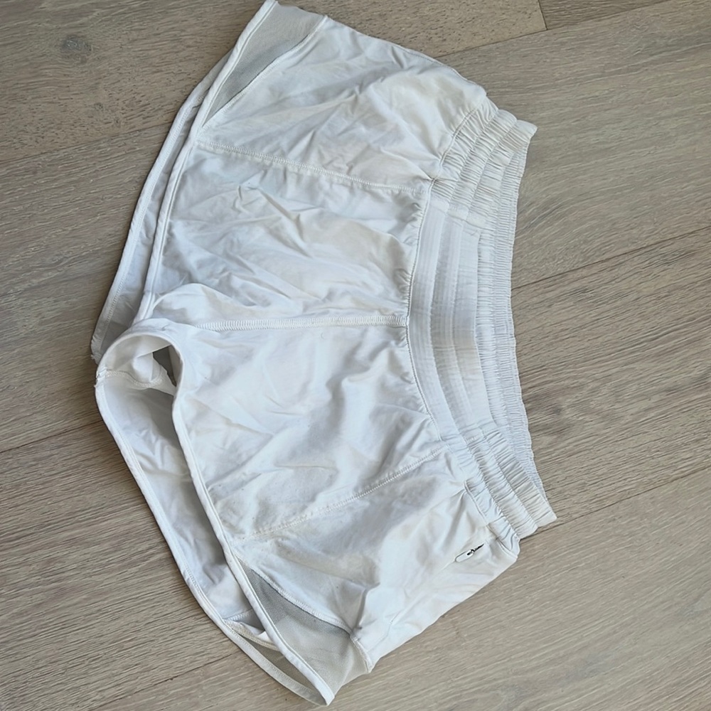 Lululemon Hotty-hot shorts